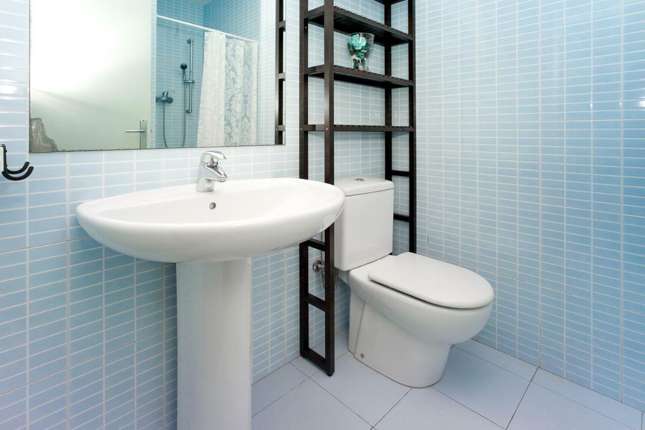 Apartamento Con Terraza, Balcon De Barcelona Esplugues de Llobregat Exterior photo
